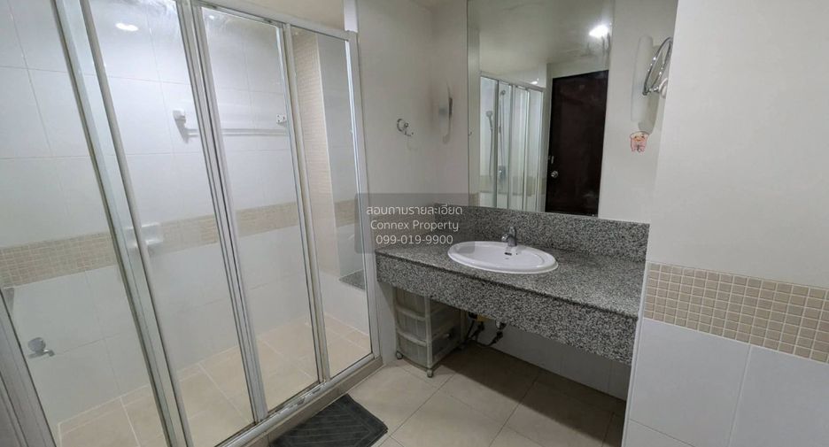 For sale 1 bed condo in Yan Nawa, Bangkok