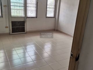 Продажа 2 спальни таунхаус в Mueang Samut Prakan, Самутпракан