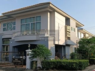Casa en venta de 4 habitaciones en Bang Khen, Bangkok