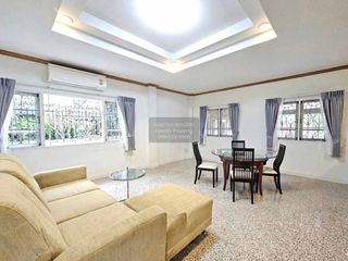 Haus zum Kauf mit 6 Zimmer in Thawi Watthana, Bangkok