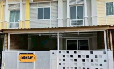 Casa adosada en venta de 3 habitaciones en Bang Khun Thian, Bangkok