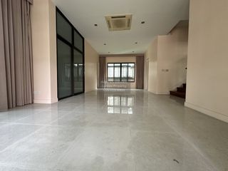 Продажа 5 спальни дом в Буенг Кум, Бангкок