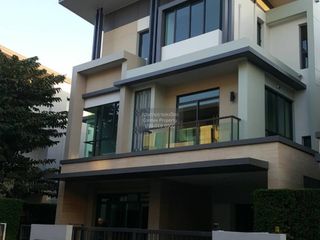 Casa en venta de 4 habitaciones en Bueng Kum, Bangkok