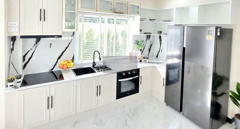 For sale 5 ベッドルーム house in Bang Lamung, Chonburi