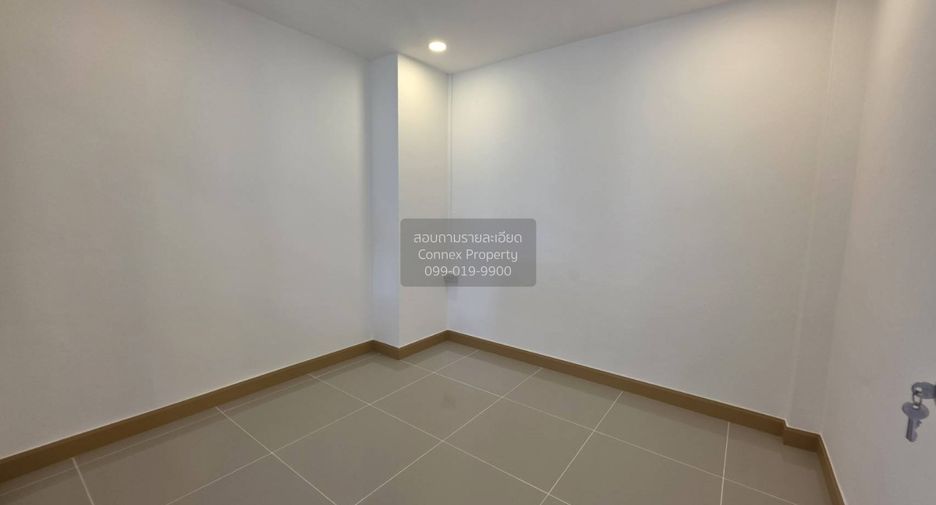 À vendre 3 chambres maison de ville à Mueang Nonthaburi, Nonthaburi