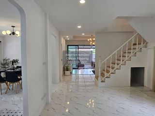 Casa en venta de 4 habitaciones en Bang Khen, Bangkok