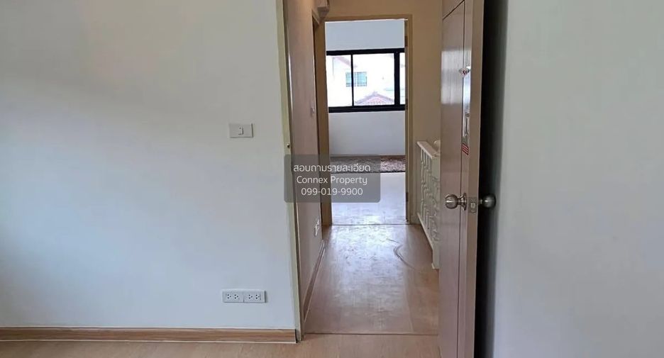 Casa en venta de 4 habitaciones en Bang Khen, Bangkok