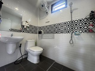 Casa en venta de 4 habitaciones en Bang Khae, Bangkok