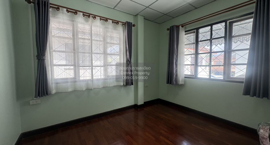 Casa en venta de 4 habitaciones en Bang Khae, Bangkok