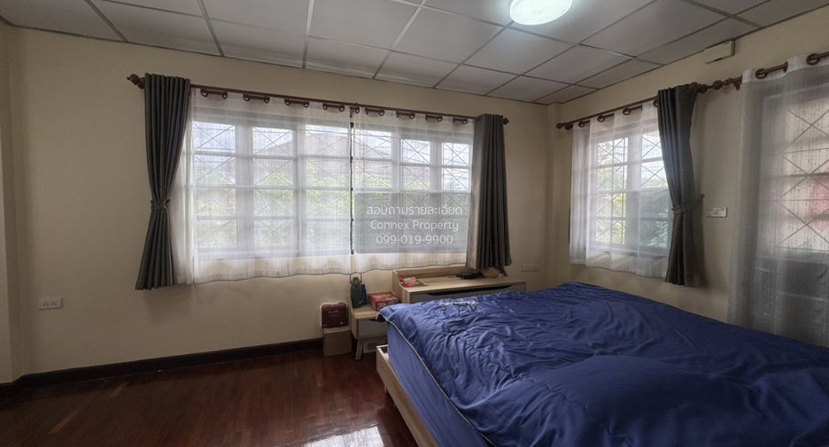 Casa en venta de 4 habitaciones en Bang Khae, Bangkok