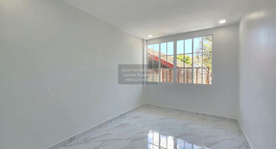 For sale 2 bedrooms townhouse in Sai Mai, Bangkok