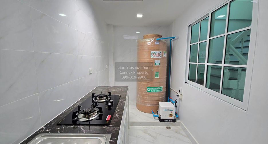 For sale 2 bedrooms townhouse in Sai Mai, Bangkok