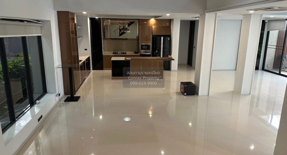 For sale 5 bedrooms house in Bang Phli, Samut Prakan