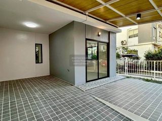 For sale 3 bedrooms townhouse in Khlong Luang, Pathum Thani