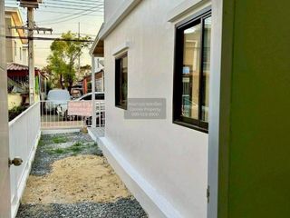 For sale 3 bedrooms townhouse in Khlong Luang, Pathum Thani