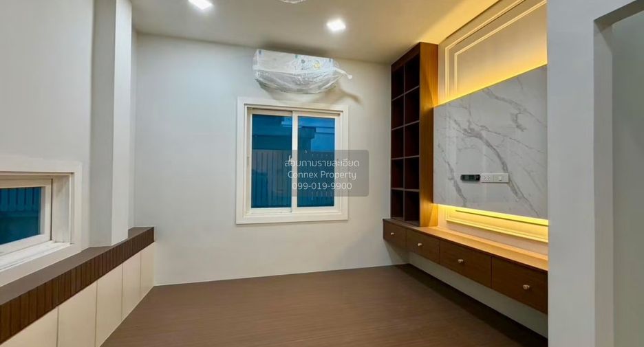 Casa en venta de 5 habitaciones en Bang Khun Thian, Bangkok