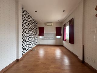 Haus zum Kauf mit 4 Zimmer in Bang Yai, Nonthaburi
