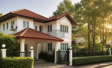 Haus zum Kauf mit 4 Zimmer in Saphan Sung, Bangkok