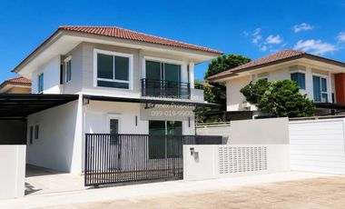 For sale 4 bedrooms house in Lam Luk Ka, Pathum Thani