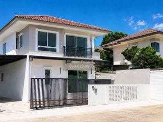 For sale 4 bedrooms house in Lam Luk Ka, Pathum Thani