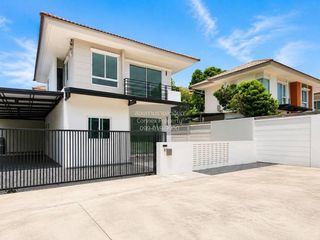For sale 4 bedrooms house in Lam Luk Ka, Pathum Thani
