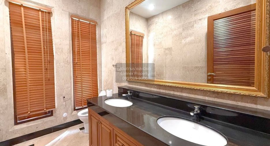 For sale 5 bedrooms villa in Na Jomtien, Pattaya