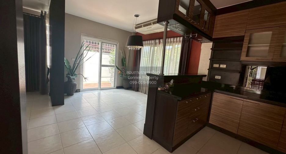 Casa en venta de 3 habitaciones en Khlong Sam Wa, Bangkok