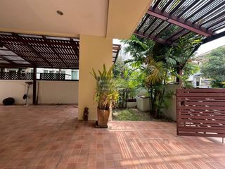 Casa en venta de 3 habitaciones en Khlong Sam Wa, Bangkok