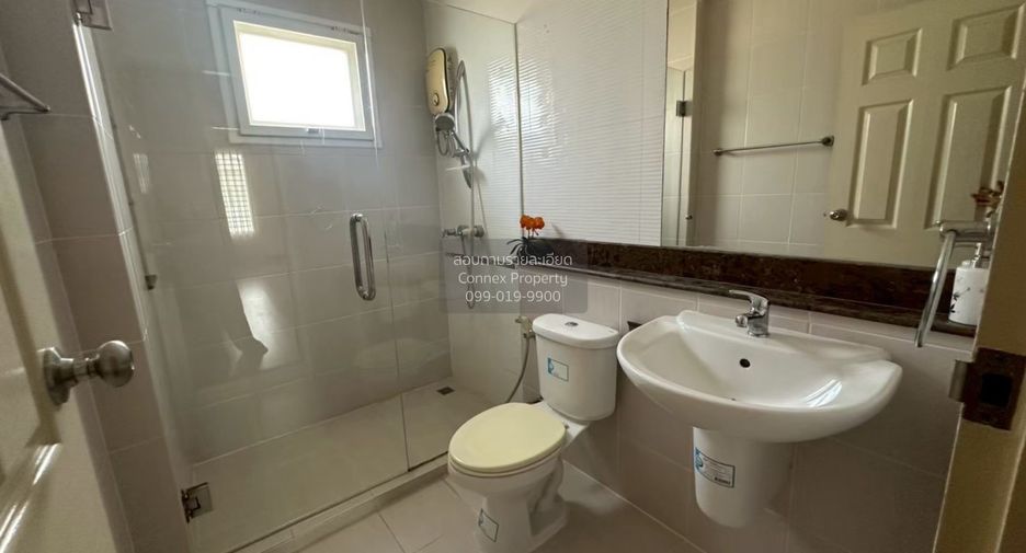 Casa en venta de 3 habitaciones en Khlong Sam Wa, Bangkok