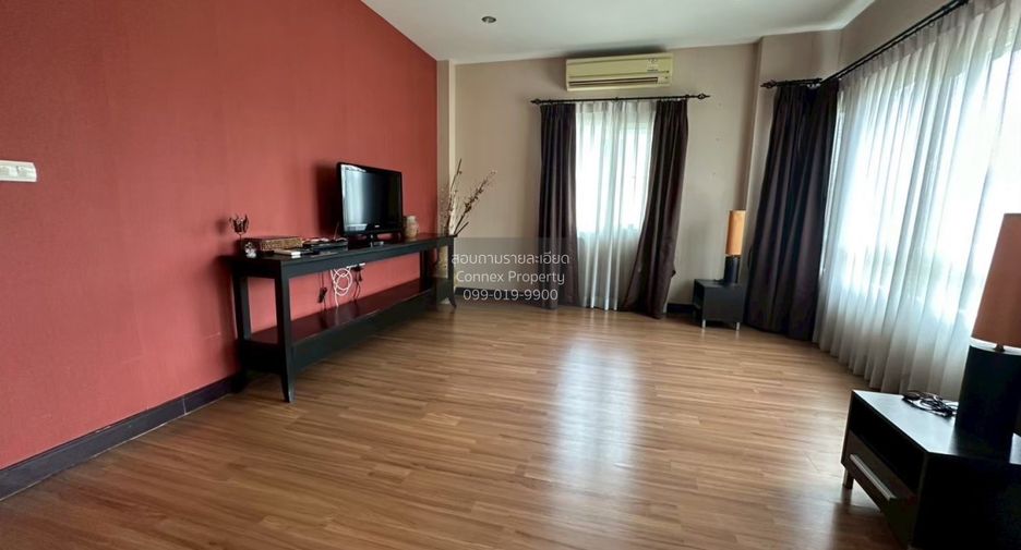 Casa en venta de 3 habitaciones en Khlong Sam Wa, Bangkok
