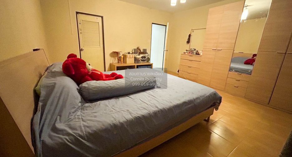 Reihenhaus zum Kauf mit 2 Zimmer in Bang Kapi, Bangkok