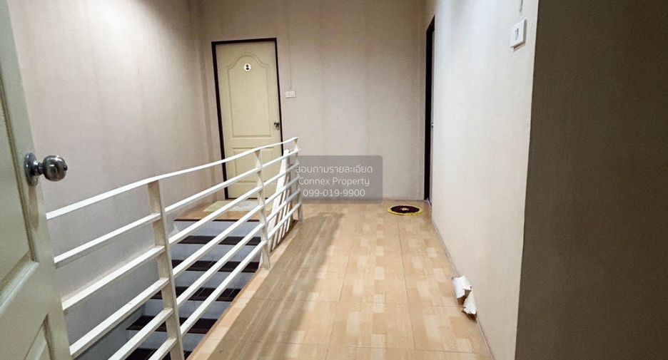 Reihenhaus zum Kauf mit 2 Zimmer in Bang Kapi, Bangkok