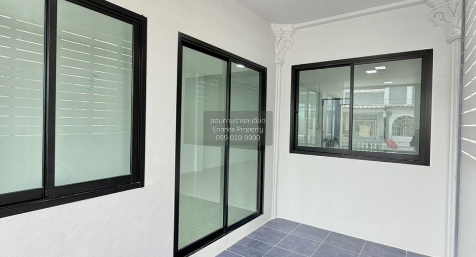 À vendre 3 chambres maison de ville à Mueang Nonthaburi, Nonthaburi