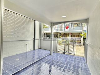 À vendre 3 chambres maison de ville à Mueang Nonthaburi, Nonthaburi
