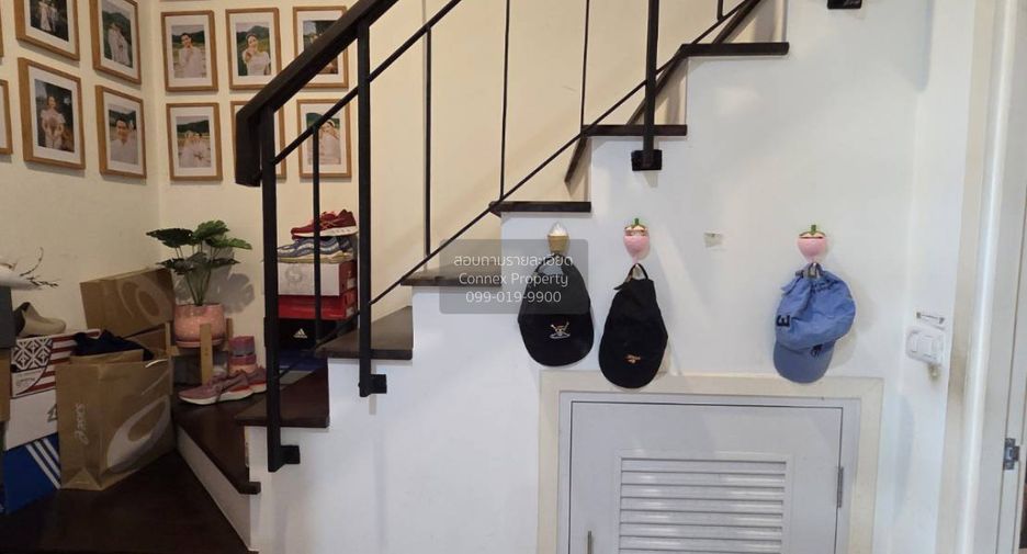 Casa adosada en venta de 3 habitaciones en Bang Kruai, Nonthaburi