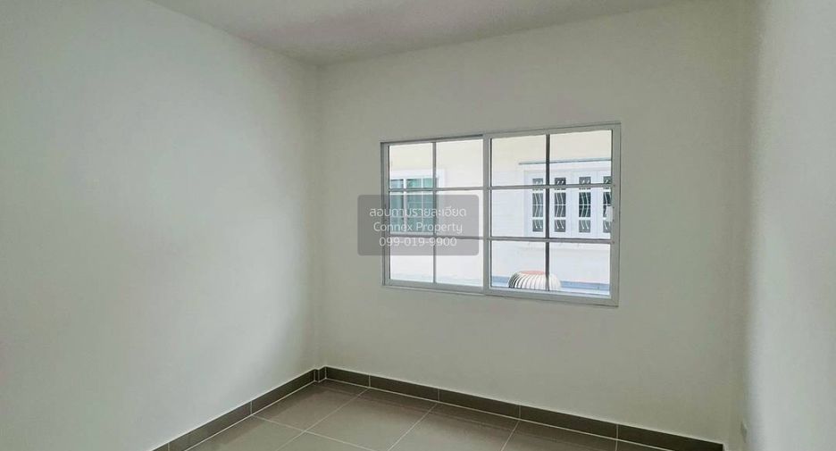For sale 3 bedrooms townhouse in Lam Luk Ka, Pathum Thani