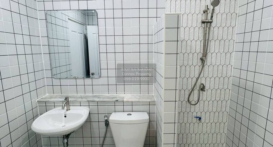 For sale 3 bedrooms townhouse in Lam Luk Ka, Pathum Thani