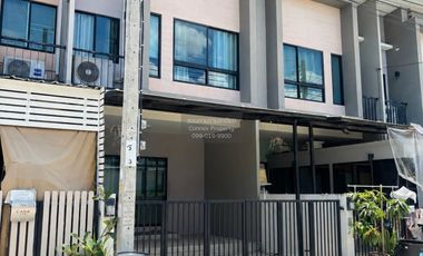 For sale 2 bedrooms townhouse in Phra Samut Chedi, Samut Prakan