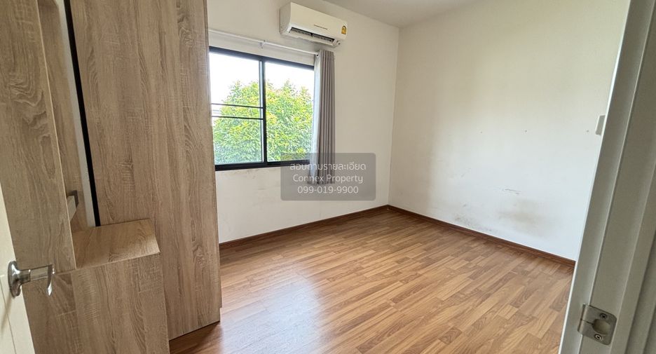 For sale 2 bedrooms townhouse in Phra Samut Chedi, Samut Prakan