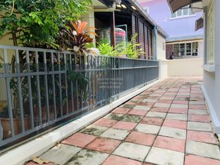 For sale 3 bedrooms house in Thawi Watthana, Bangkok