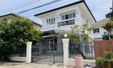 For sale 3 bedrooms house in Thawi Watthana, Bangkok