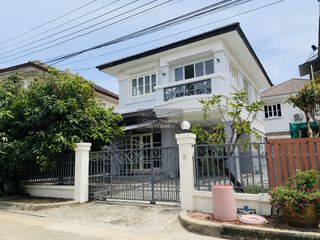 For sale 3 bedrooms house in Thawi Watthana, Bangkok