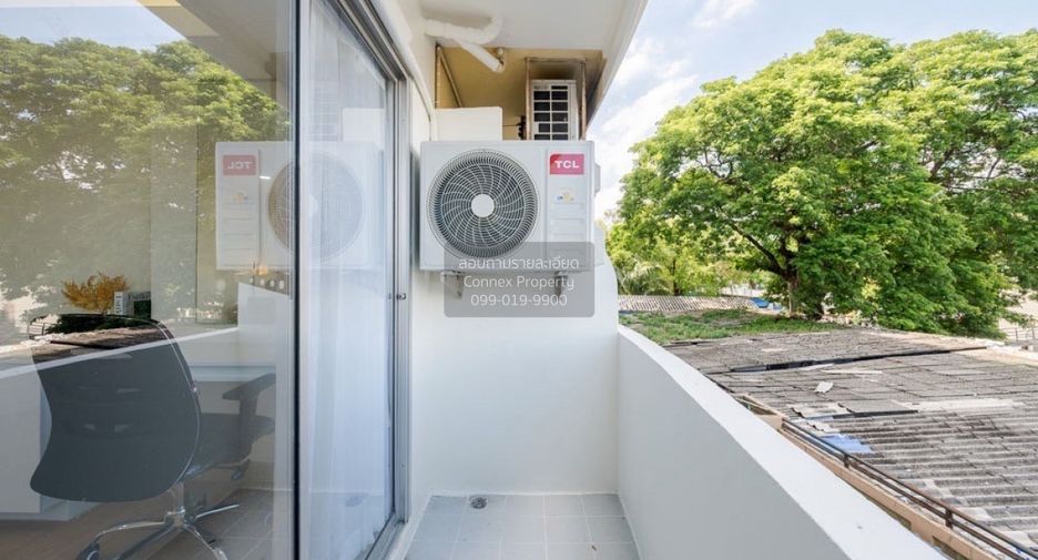 For sale 1 bed condo in Huai Khwang, Bangkok