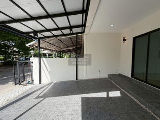 Reihenhaus zum Kauf mit 4 Zimmer in Bang Khen, Bangkok