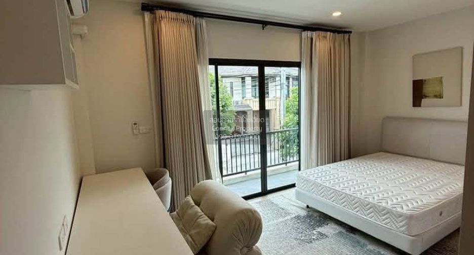 出售 4 卧室 独立屋 在 Mueang Samut Sakhon, Samut Sakhon