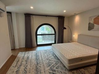 出售 4 卧室 独立屋 在 Mueang Samut Sakhon, Samut Sakhon