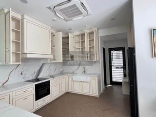 Casa en venta de 4 habitaciones en Saphan Sung, Bangkok