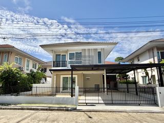 Haus zum Kauf mit 3 Zimmer in Bang Kruai, Nonthaburi