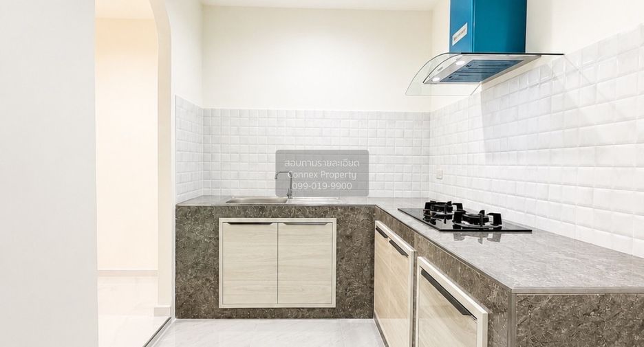 For sale 2 bedrooms townhouse in Bueng Kum, Bangkok