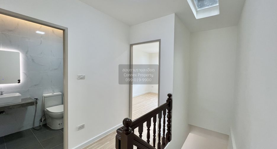 For sale 2 bedrooms townhouse in Bueng Kum, Bangkok